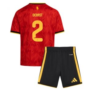 Belgien Zeno Debast #2 Heimtrikot Kinder WM 2026 Fußballtrikots Set