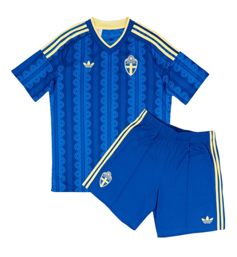 Schweden Auswärtstrikot Kinder WM 2026 Fußball trikotsatz 2 Schweden Auswärtstrikot Kinder WM 2026 Fußball trikotsatz 2